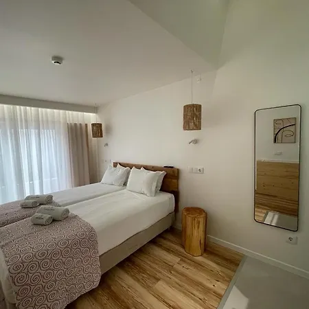 Altinho - Quartos - -